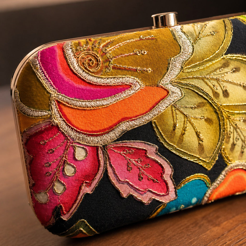 Neelbagh Clutch