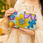 Sunehri Clutch